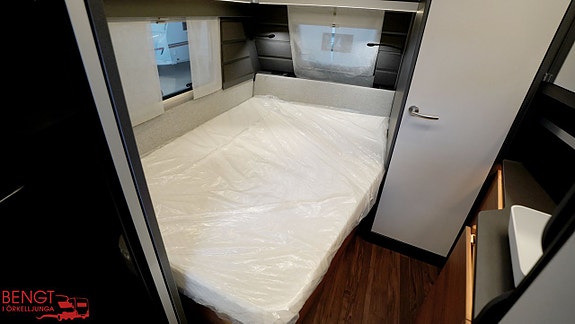 Knaus AZUR 500 FU 14 of 21