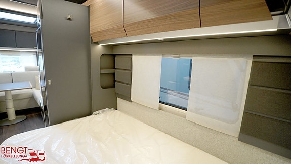 Knaus AZUR 500 FU 16 of 21