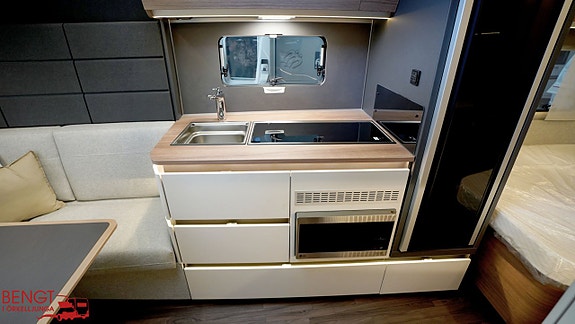 Knaus AZUR 500 FU 10 of 21