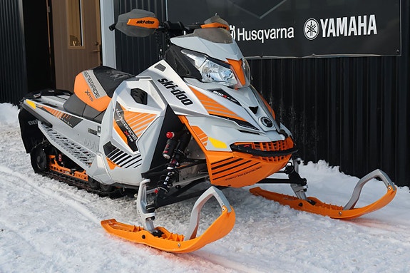 Ski-Doo RENEGADE X-RS 800 -17 2 of 4