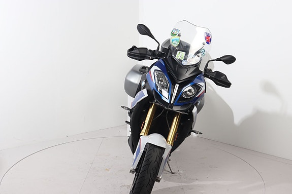 BMW S 1000 XR 3 of 8