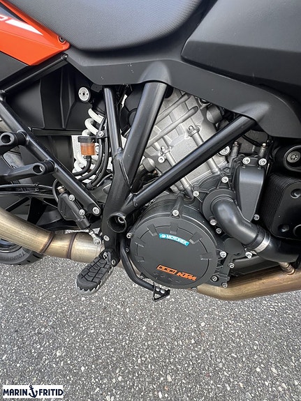 KTM 1090 Adventure S 9 of 10