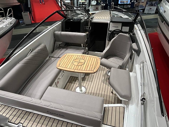 Yamarin 63 DC 2025 med F150XCB Ny uppdaterad modell! 6 of 9