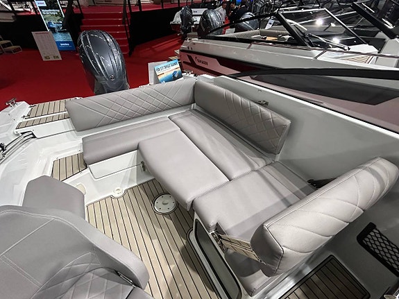 Yamarin 63 DC 2025 med F150XCB Ny uppdaterad modell! 9 of 9