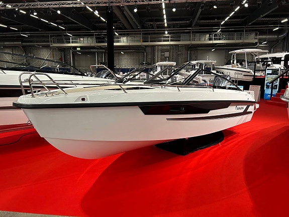 Yamarin 63 DC 2025 med F150XCB Ny uppdaterad modell!