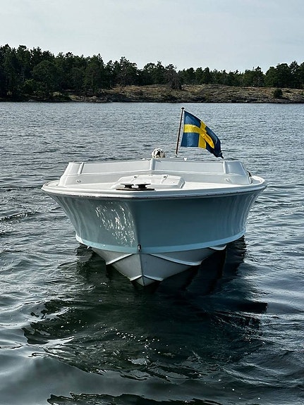 Bertram 25 Open, En Klassiker med stil och Prestanda