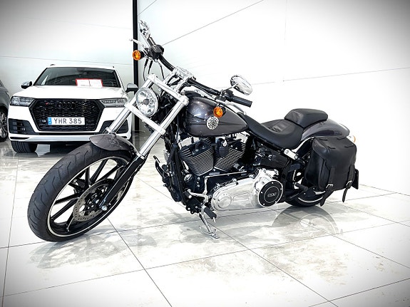 Harley-Davidson Breakout Twin Cam 103 B Cobra Ny Bes 1381 mil 3 of 25
