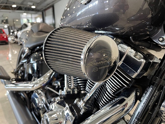 Harley-Davidson Breakout Twin Cam 103 B Cobra Ny Bes 1381 mil 22 of 25