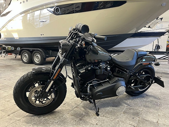Harley-Davidson Fat Bob 114 V-Twin Milwaukee-Eight | Vance 5 of 5