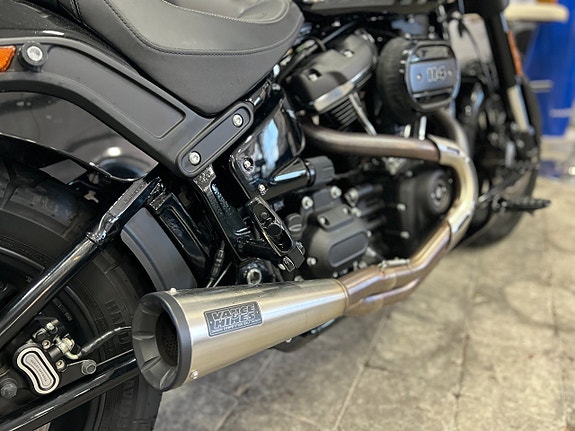 Harley-Davidson Fat Bob 114 V-Twin Milwaukee-Eight | Vance 8 of 16