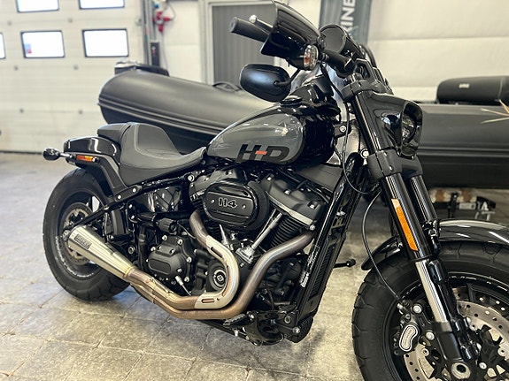 Harley-Davidson Fat Bob 114 V-Twin Milwaukee-Eight | Vance 6 of 16