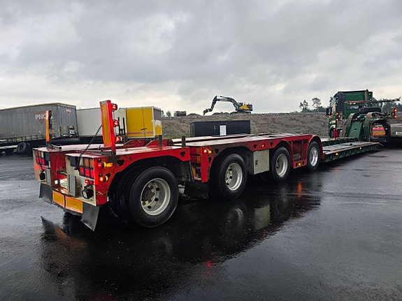 Vang maskintrailer 4 axlad