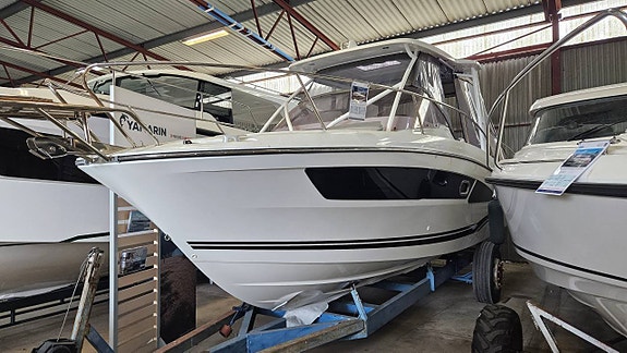 Jeanneau Cap Camarat 9.0 WA ny -21 2 x Yamaha F225 FETX FYND