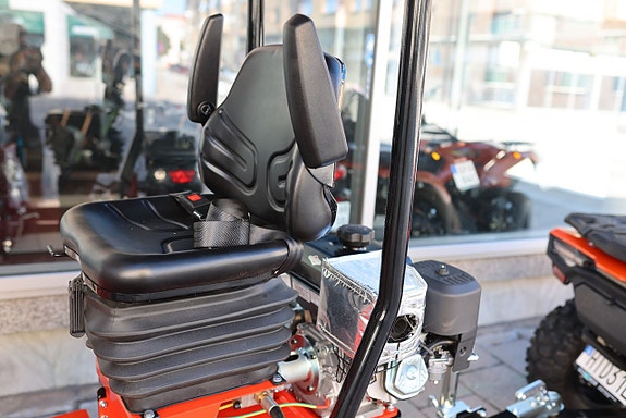 CFMOTO Black Wolf Digger 360 Grävaggregat  | RÄNTEFRITT 13 of 21