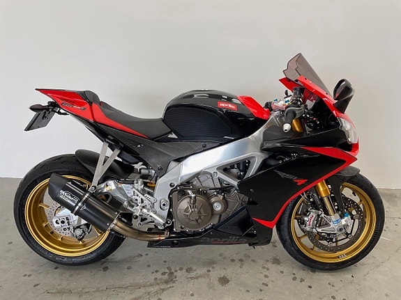 Aprilia RSV4 Factory