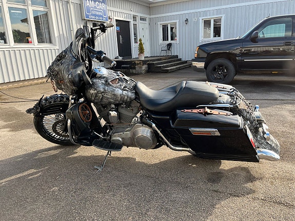Harley-Davidson Electra Glide Mad Max 6 of 9
