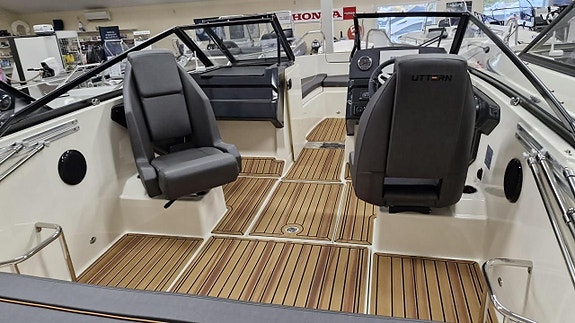 Uttern T59 Premium Edition Mercury F150 4 of 5