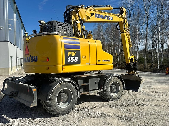 Komatsu PW 158-11 2022. 4500