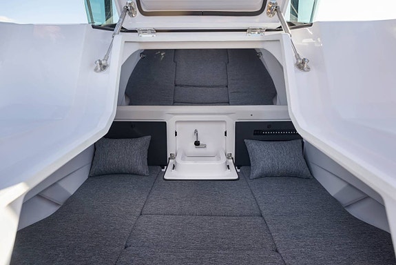 Axopar 29 XC Cross Cabin 2026 Off Set Ownership Costs 11 of 12
