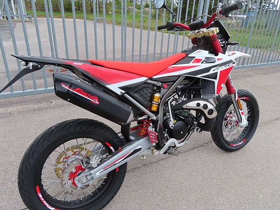 FANTIC XM 50 Competition  Euro 5 Klass 1 45km/h 2 of 5