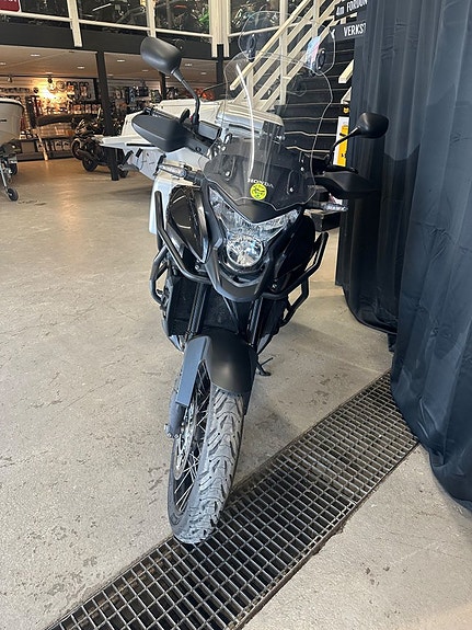 Honda VFR1200X Crosstourer 3 of 6