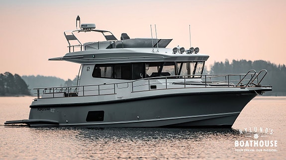 Nord Star 42+ | 2x Volvo Penta D6-440DPI 7 of 30