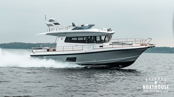 Nord Star 42+ | 2x Volvo Penta D6-440DPI 2 of 5