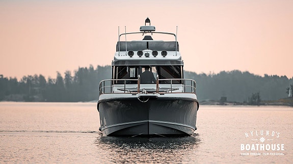 Nord Star 42+ | 2x Volvo Penta D6-440DPI 8 of 30