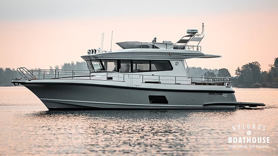 Nord Star 42+ | 2x Volvo Penta D6-440DPI 10 of 30