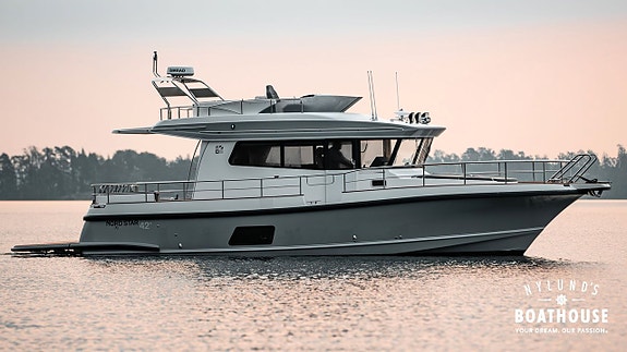Nord Star 42+ | 2x Volvo Penta D6-440DPI 6 of 30