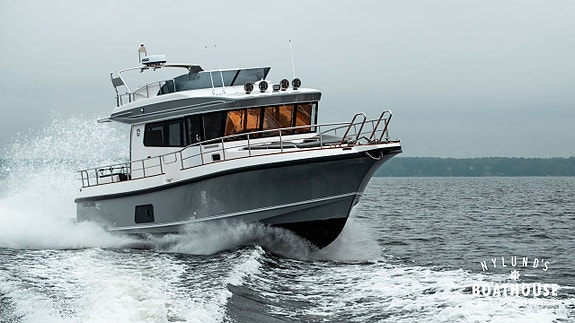 Nord Star 42+ | 2x Volvo Penta D6-440DPI 18 of 30