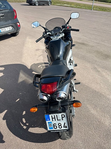 Yamaha FZ6-S 4 of 5