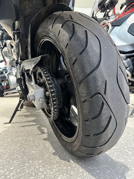 Yamaha FZ6-S 3 of 5