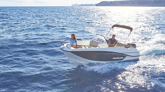 Quicksilver Activ 555 Open