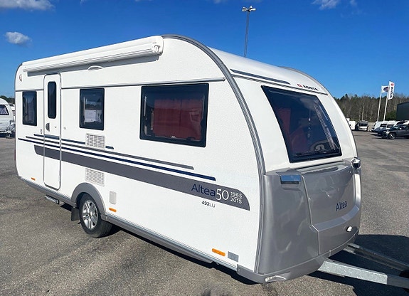 Adria Altea 492 LU, Långbäddar, Boxmarkis, 1400 kg
