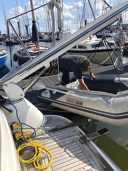 Sealine T47-2001  2 x 480 hk Volvo Penta tamd 74 P 7 of 12