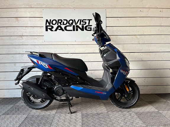 Moto Guzzi R9 PURE 4T EFI EURO 5+