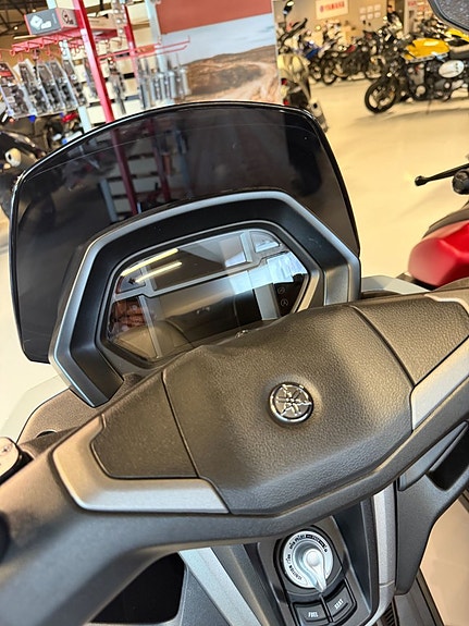 Yamaha Nmax 125 Tech Max *Nu hos oss* 7 of 8