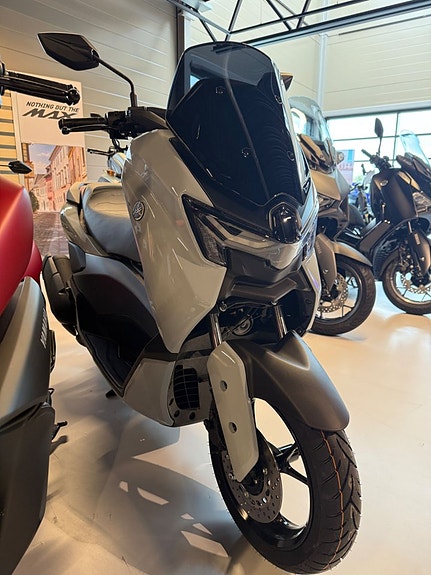Yamaha Nmax 125 Tech Max *Nu hos oss* 2 of 8