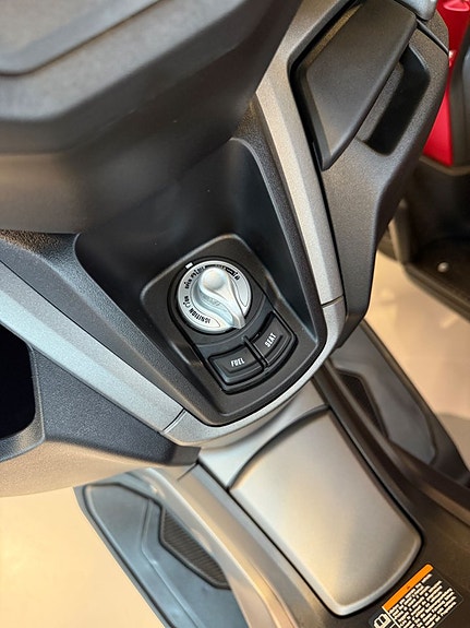 Yamaha Nmax 125 Tech Max *Nu hos oss* 6 of 8
