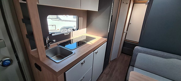 Knaus 500 KD Sport "Våningssäng + Golvvärme" 5 of 10