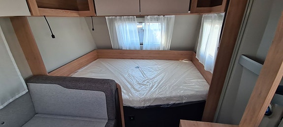 Knaus 500 KD Sport "Våningssäng + Golvvärme" 3 of 10