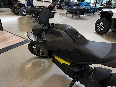 Can-Am Pulse Lagerrensning! Spara 54.000 kr. 1 693 kr per månad 5 of 5
