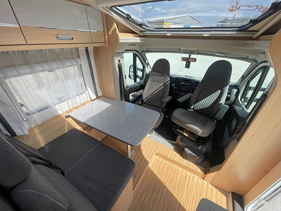Fiat Dethleffs  2,3 MultiJet 130Hk // Långbäddar// B-Körkort // Ny bes 11 of 18