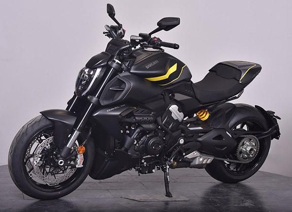 Ducati Diavel V4 Spara 37 100kr/ Demo hoj/ Gått 75mil 3 of 5
