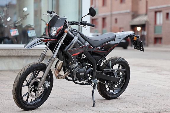 Rieju MRT Black Edition | 45km/h | Crossmoped 17 of 20