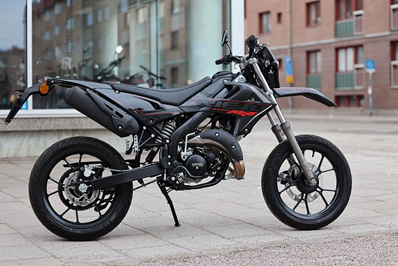 Rieju MRT Black Edition | 45km/h | Crossmoped 4 of 20