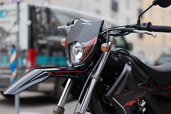 Rieju MRT Black Edition | 45km/h | Crossmoped 9 of 20