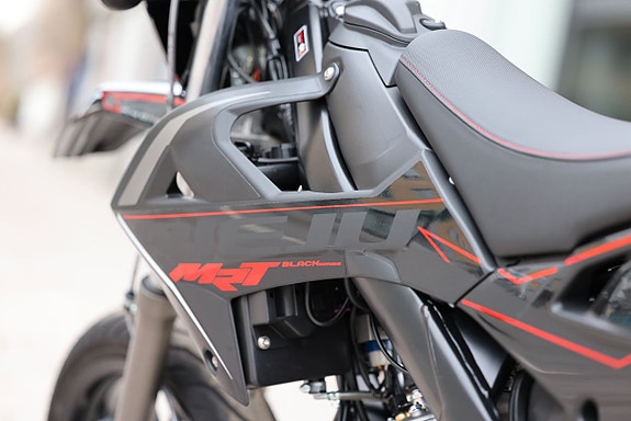 Rieju MRT Black Edition | 45km/h | Crossmoped 19 of 20