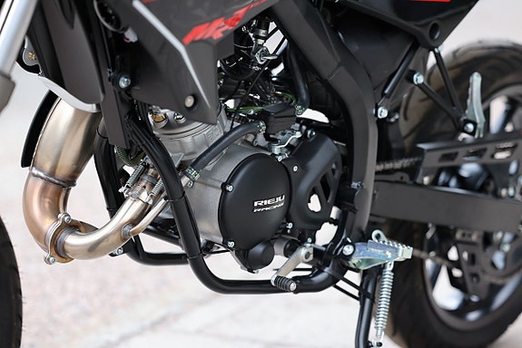 Rieju MRT Black Edition | 45km/h | Crossmoped 10 of 20